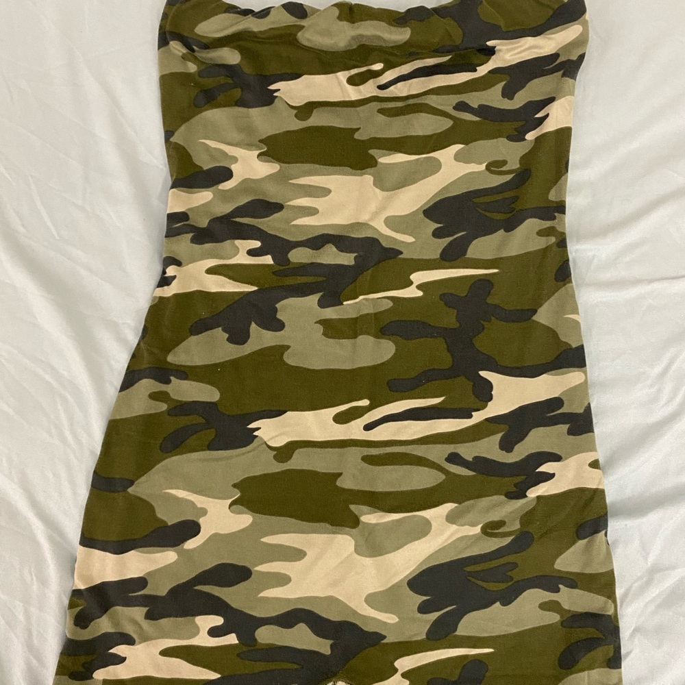 Camouflage body suit